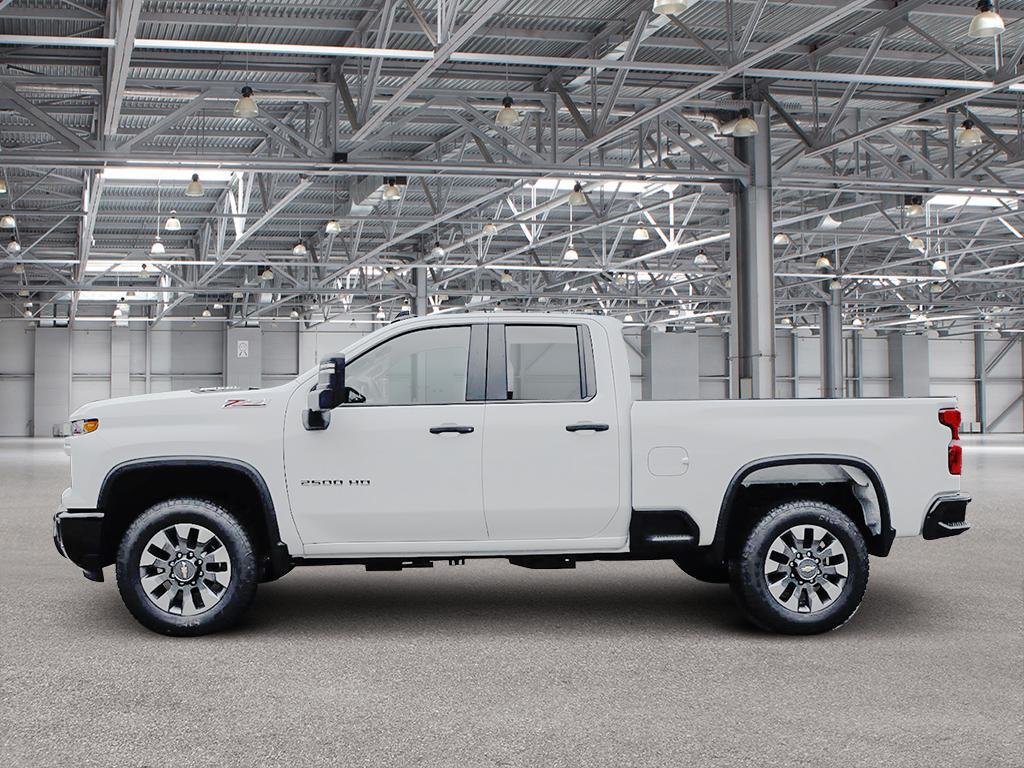 Chevrolet Silverado 2500 HD CUSTOM 2026 à Cowansville, Québec - 3 - w1024h768px