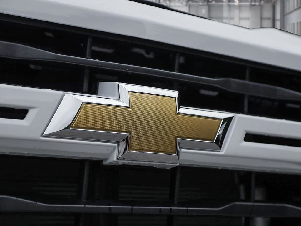 Chevrolet Silverado 2500 HD CUSTOM 2026 à Cowansville, Québec - 9 - w1024h768px