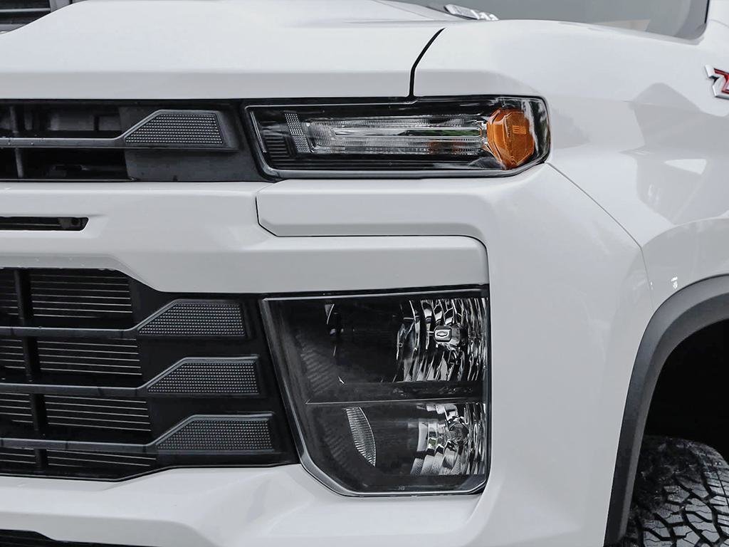 Chevrolet Silverado 2500 HD CUSTOM 2026 à Cowansville, Québec - 10 - w1024h768px