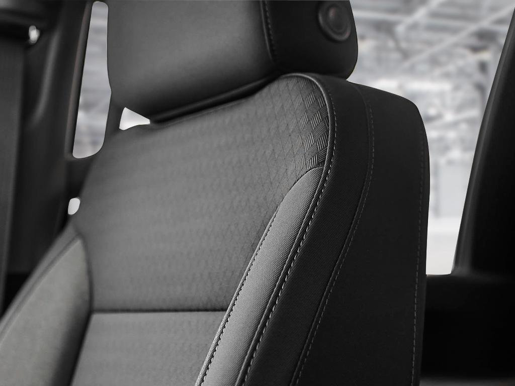 2026 Chevrolet Silverado 2500 HD CUSTOM in Cowansville, Quebec - 20 - w1024h768px