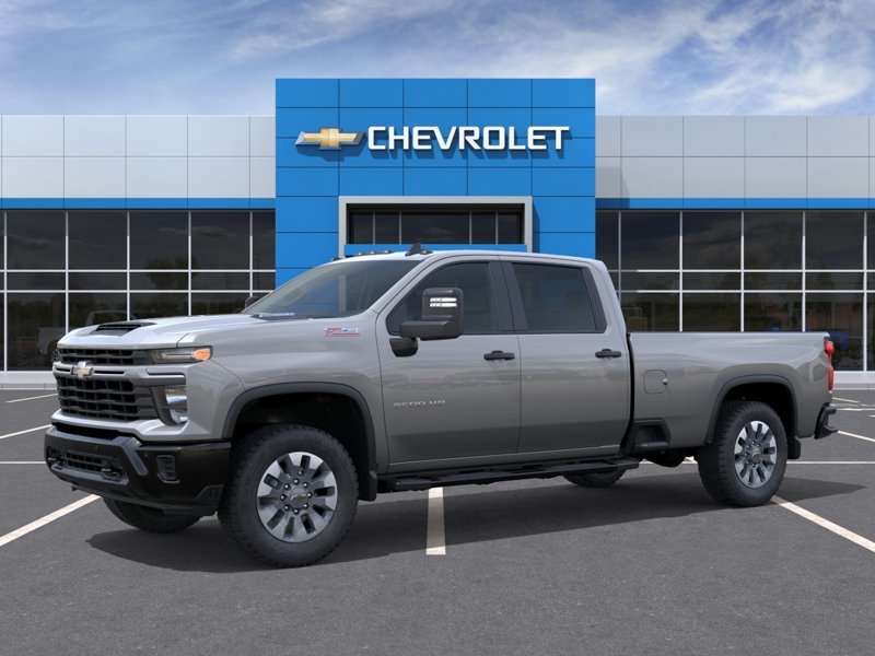 Chevrolet Silverado 2500 HD CUSTOM 2026 à Cowansville, Québec - 2 - w1024h768px