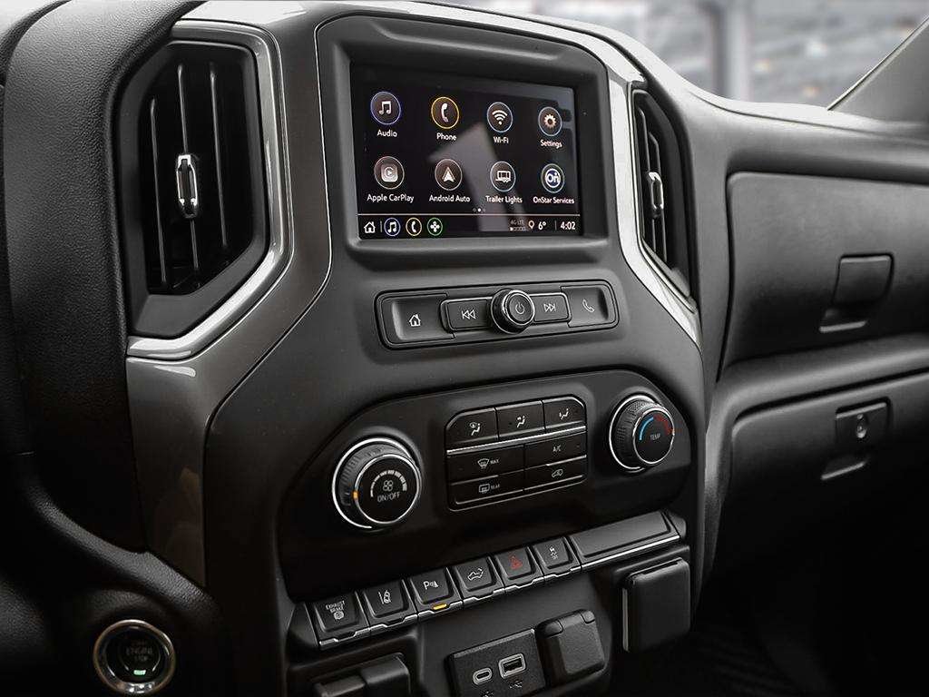 2026 Chevrolet Silverado 2500 HD CUSTOM in Cowansville, Quebec - 18 - w1024h768px