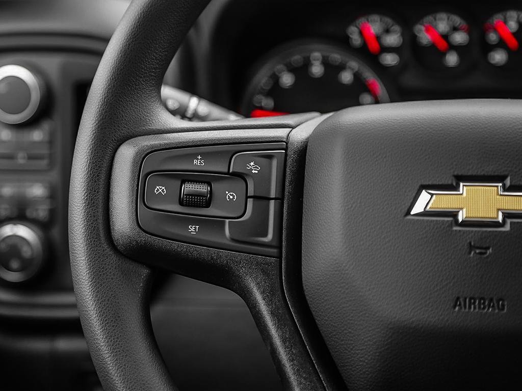 2026 Chevrolet Silverado 2500 HD CUSTOM in Cowansville, Quebec - 15 - w1024h768px