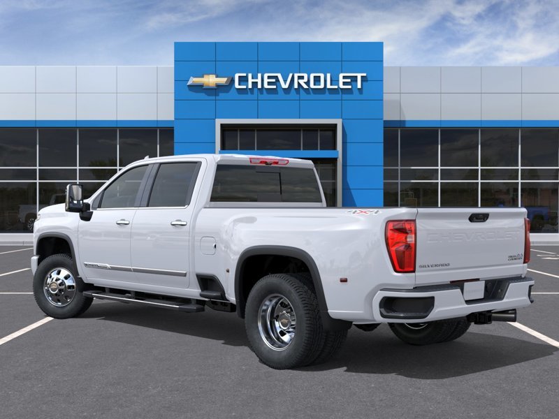 2026 Chevrolet Silverado 3500 HD HIGH COUNTRY DRW in Cowansville, Quebec - 3 - w1024h768px