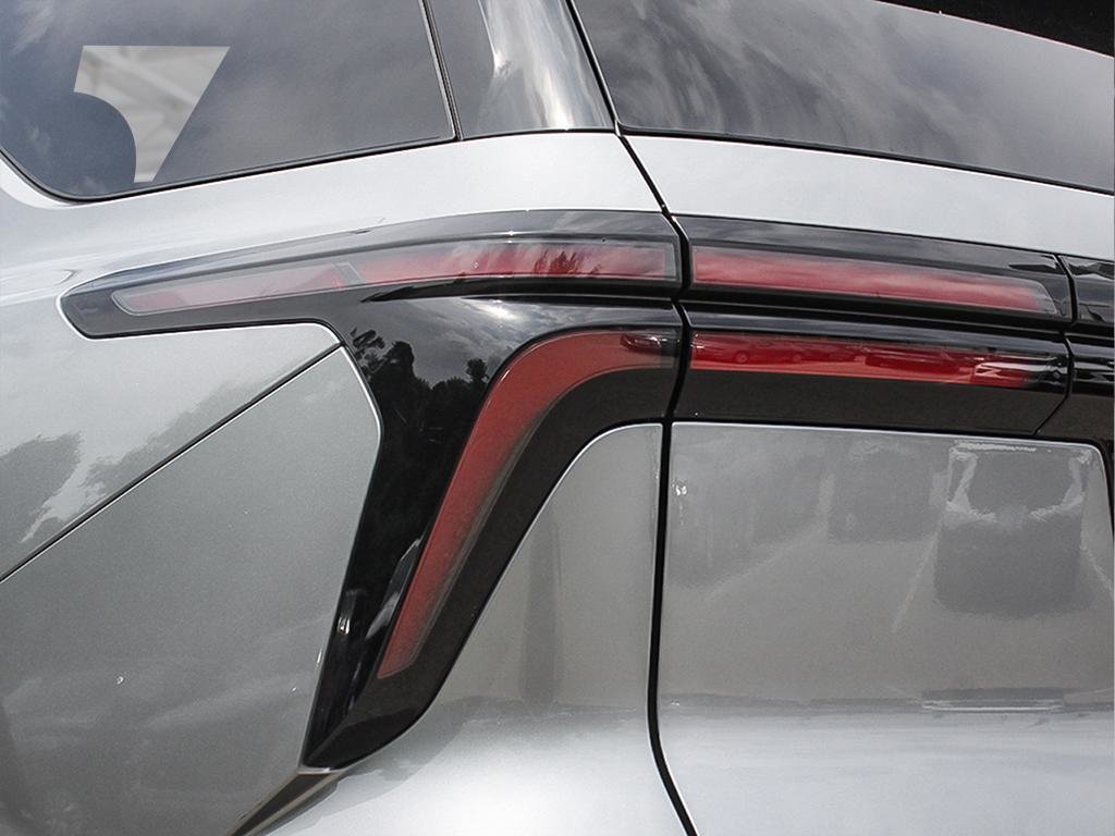 Chevrolet Traverse LT 2026 à Cowansville, Québec - 11 - w1024h768px