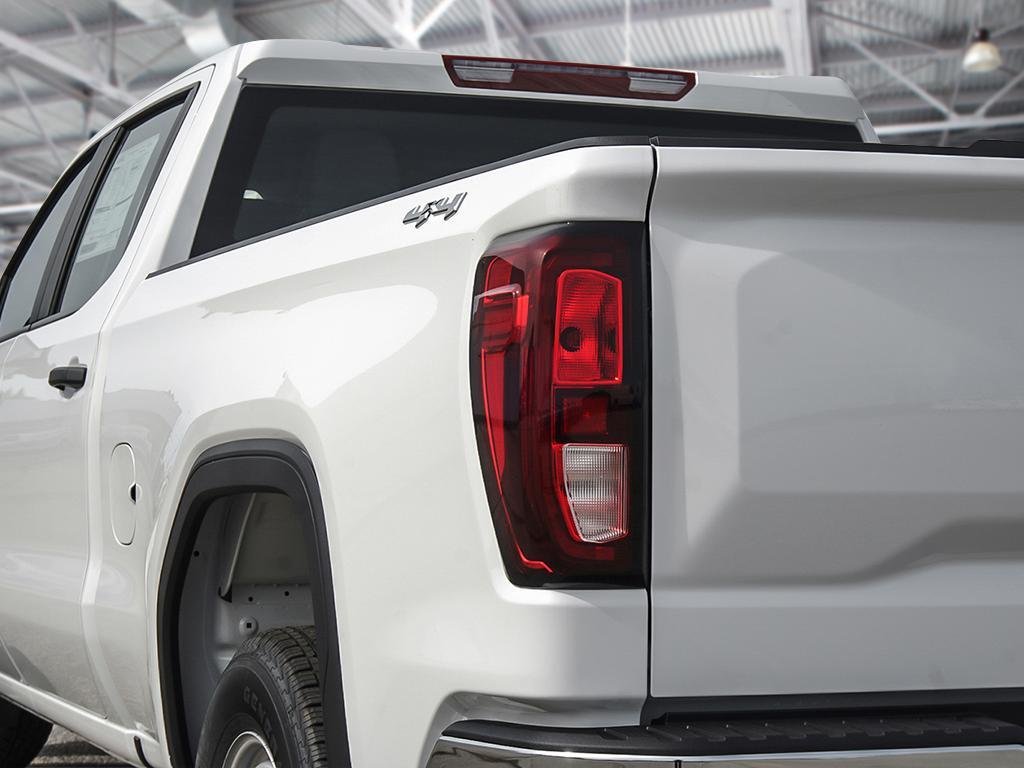 GMC Sierra 1500 PRO 2026 à Cowansville, Québec - 11 - w1024h768px