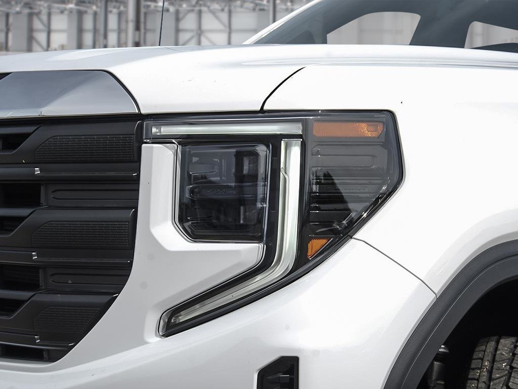 GMC Sierra 1500 PRO 2026 à Cowansville, Québec - 10 - w1024h768px