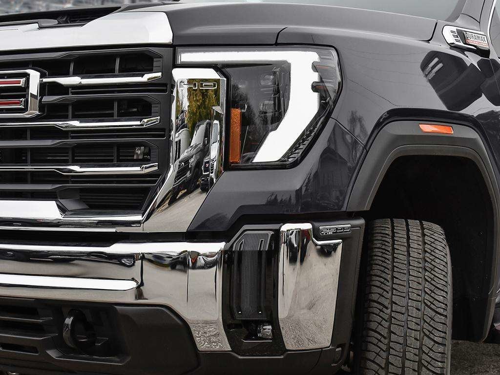 2026 GMC Sierra 2500 HD SLE in Cowansville, Quebec - 10 - w1024h768px