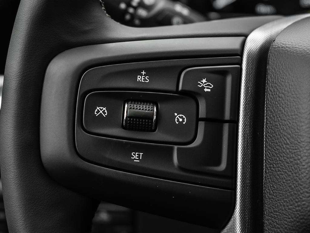2026 GMC Sierra 2500 HD SLE in Cowansville, Quebec - 15 - w1024h768px