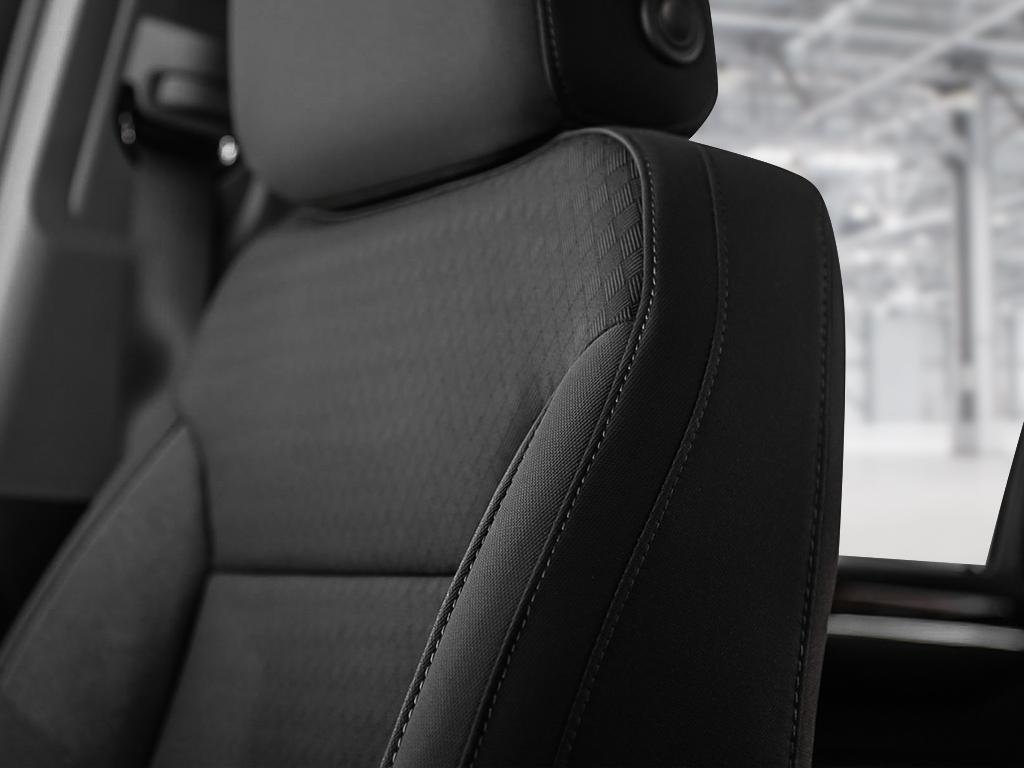 2026 GMC Sierra 2500 HD SLE in Cowansville, Quebec - 20 - w1024h768px