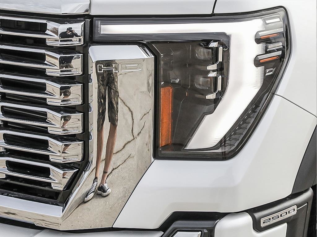2025 GMC SIERRA 2500 DENALI STD/BOX DURAMAX (5SA) in Cowansville, Quebec - 10 - w1024h768px