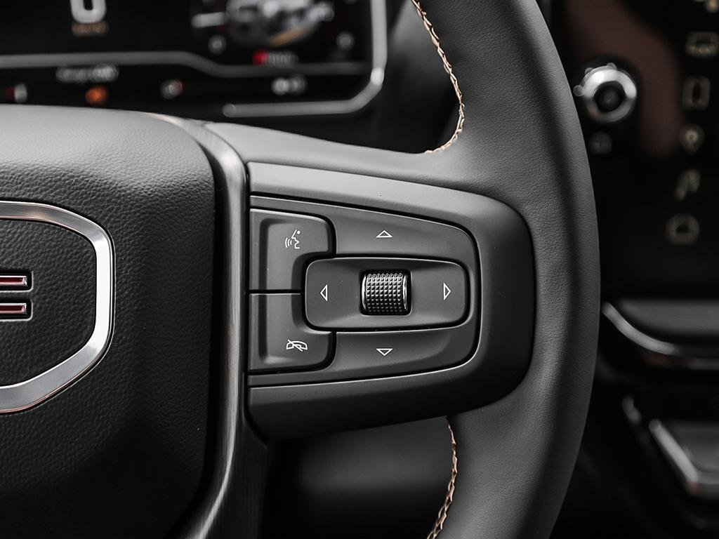 2026 GMC Sierra 3500 HD AT4 SRW in Cowansville, Quebec - 15 - w1024h768px