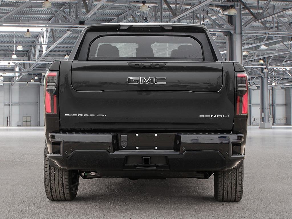 2025 GMC SIERRA EV CREW CAB e4WD DENALI SHORT BOX MAX RANGE (5SD) in Cowansville, Quebec - 5 - w1024h768px
