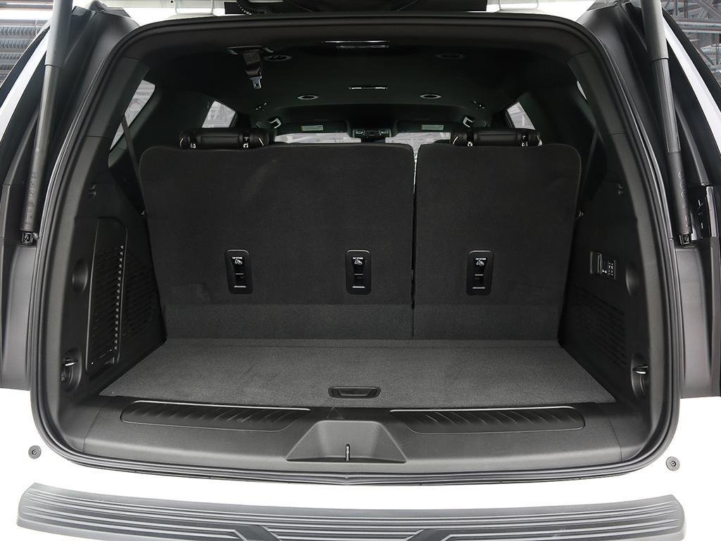 GMC Yukon 4WD ELEVATION (4SA) 2025 à Cowansville, Québec - 7 - w1024h768px
