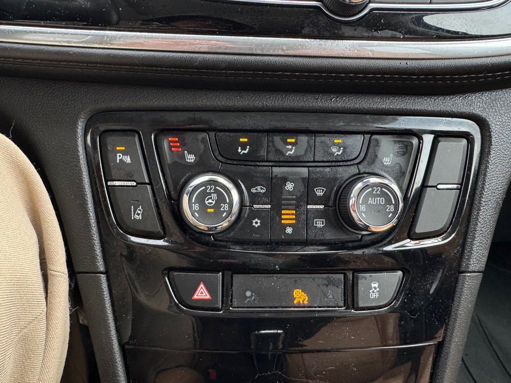 Buick Encore Essence 2019 à Cowansville, Québec - 13 - w1024h768px