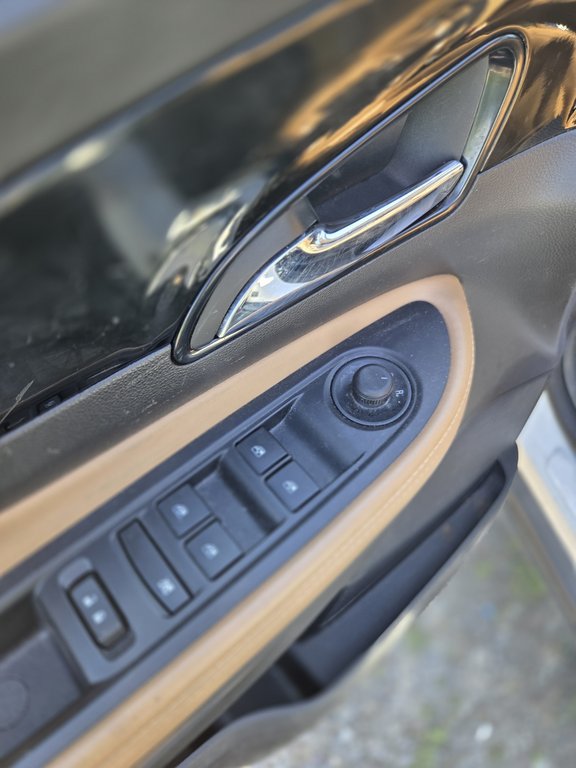 Buick Encore Essence 2020 à Cowansville, Québec - 16 - w1024h768px