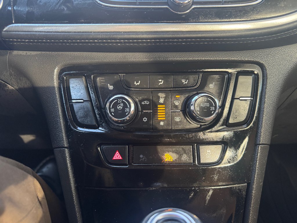 2020 Buick Encore Essence in Cowansville, Quebec - 17 - w1024h768px