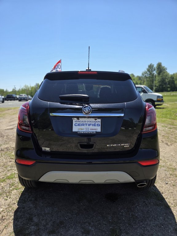 2020 Buick Encore Preferred in Cowansville, Quebec - 6 - w1024h768px