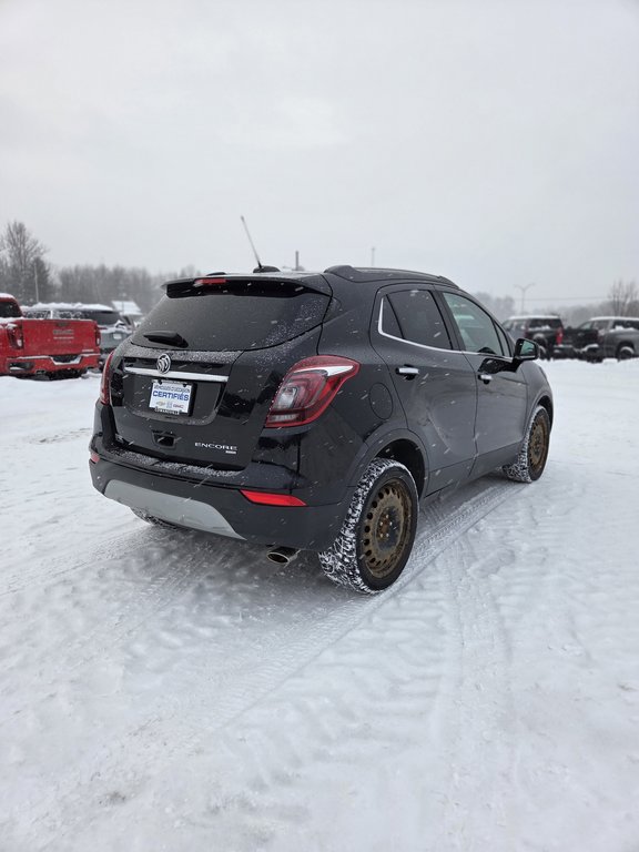 Buick Encore Preferred 2020 à Cowansville, Québec - 5 - w1024h768px