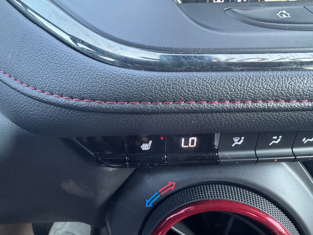 2021 Chevrolet Blazer RS in Cowansville, Quebec - 15 - w1024h768px
