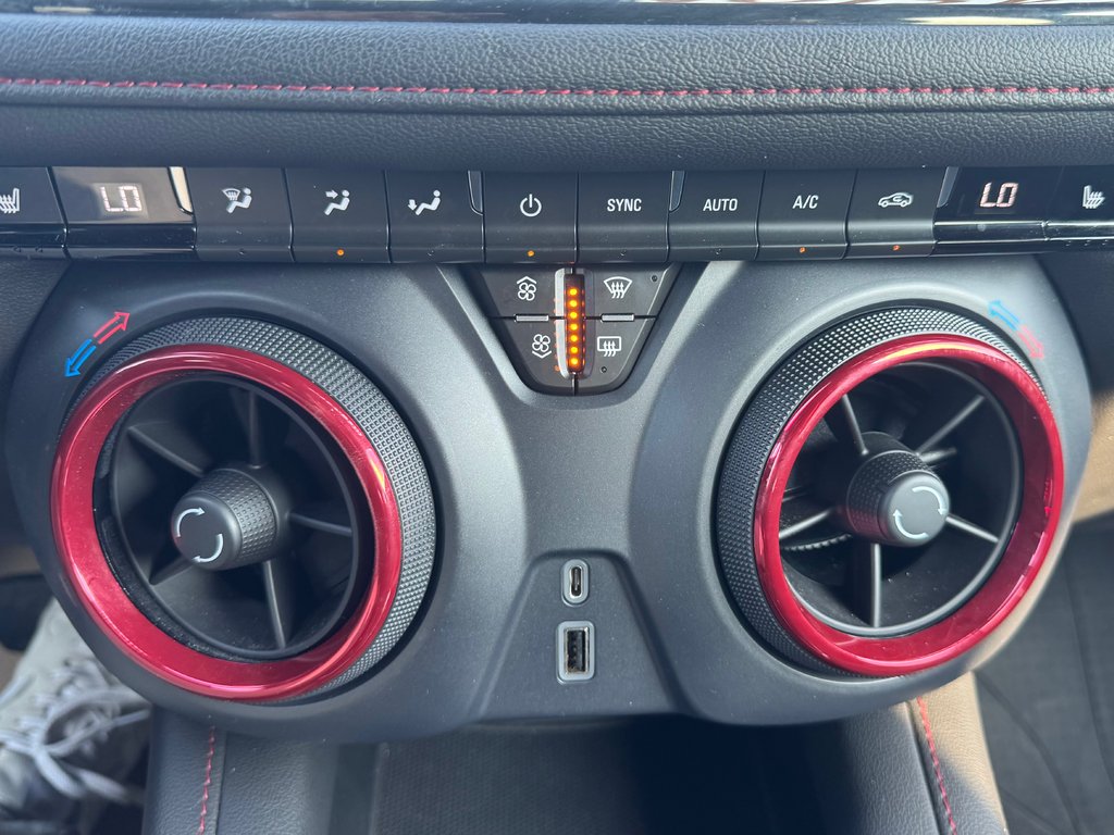 2021 Chevrolet Blazer RS in Cowansville, Quebec - 19 - w1024h768px