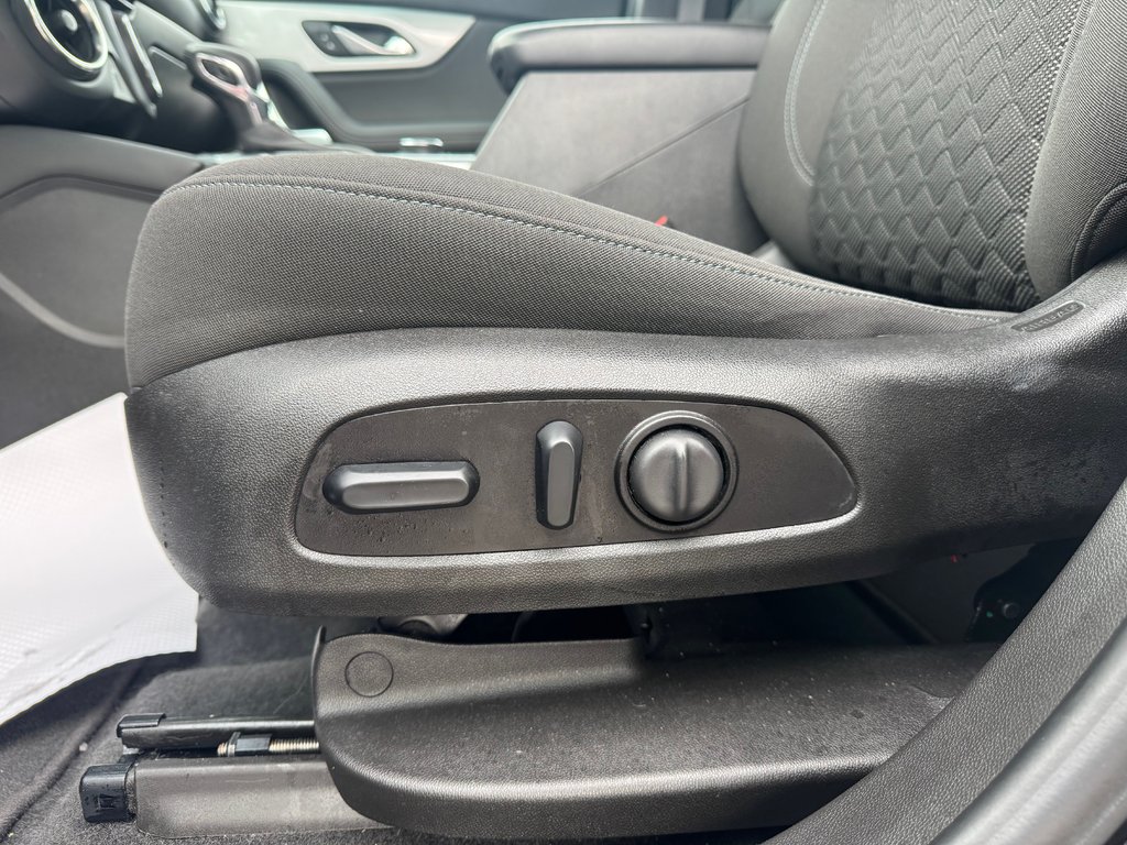 Chevrolet Blazer LT 2021 à Cowansville, Québec - 12 - w1024h768px