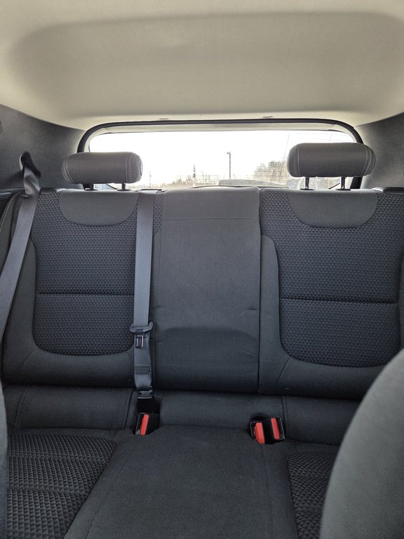 2022 Chevrolet Bolt EUV LT in Cowansville, Quebec - 22 - w1024h768px