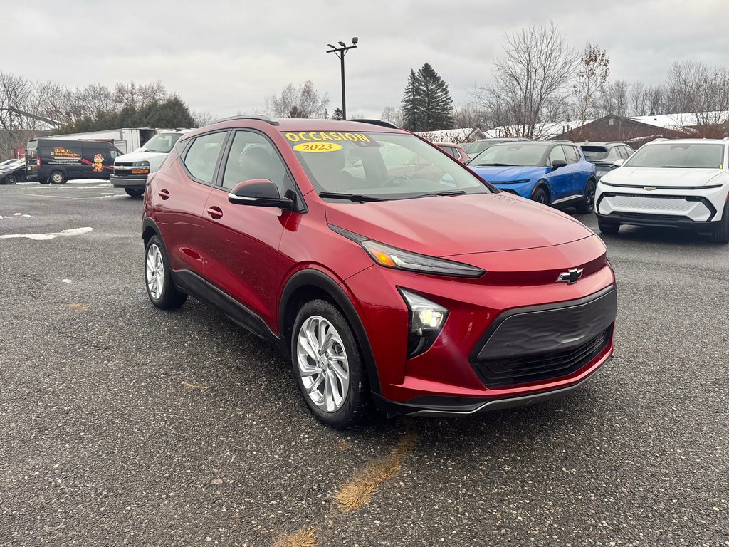 Chevrolet Bolt EUV LT 2023 à Cowansville, Québec - 3 - w1024h768px