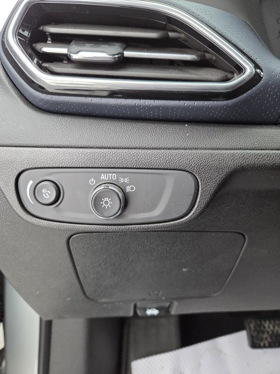 Chevrolet Bolt EUV Premier 2023 à Cowansville, Québec - 19 - w1024h768px