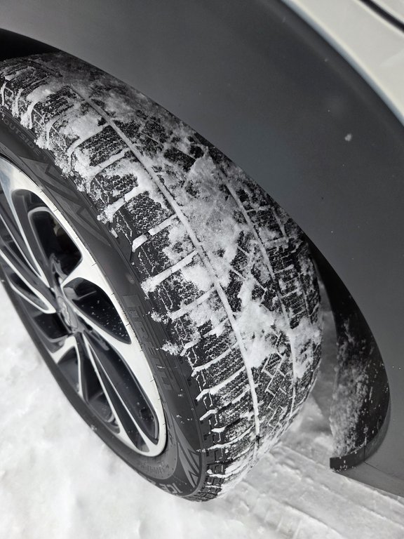 Chevrolet Bolt EUV Premier 2023 à Cowansville, Québec - 26 - w1024h768px