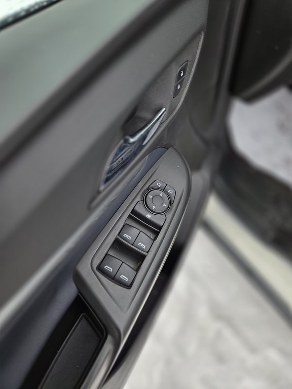 Chevrolet Bolt EUV Premier 2023 à Cowansville, Québec - 23 - w1024h768px