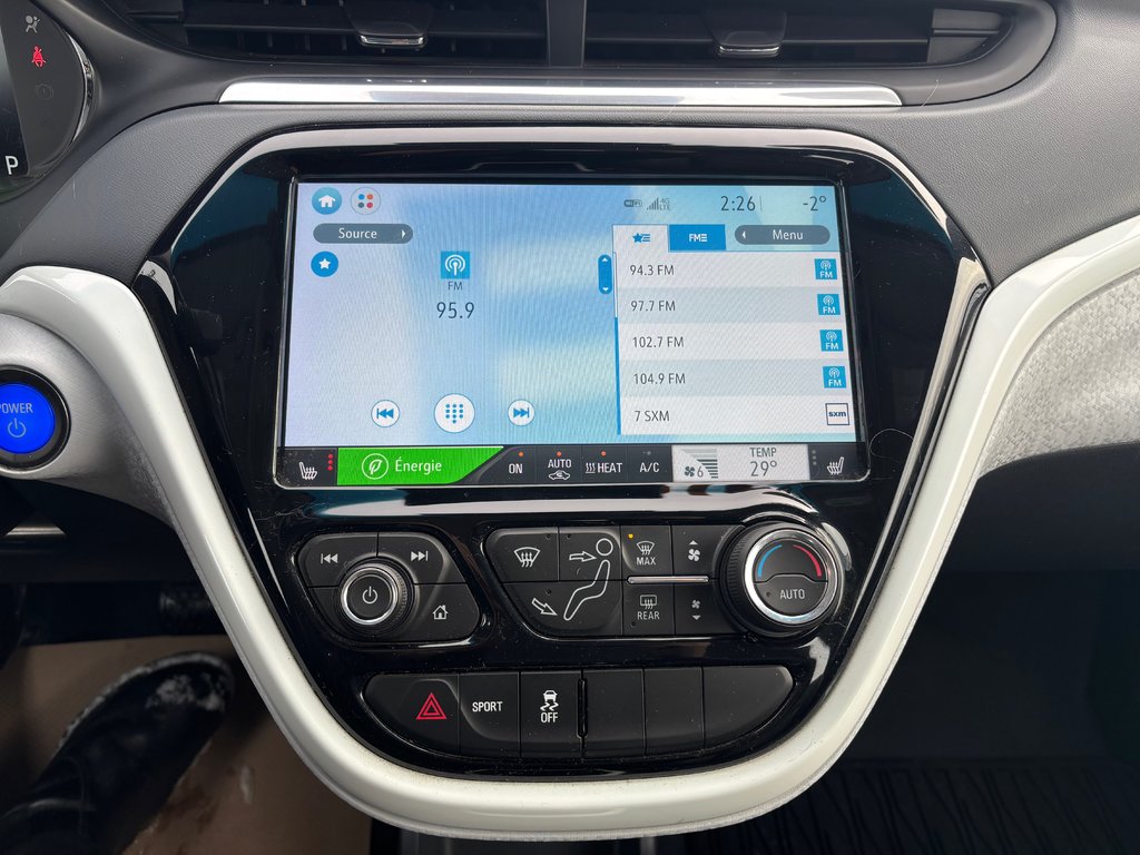 2019 Chevrolet Bolt EV Premier in Cowansville, Quebec - 14 - w1024h768px