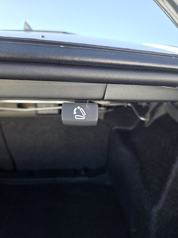 2024 Chevrolet Malibu 1LT in Cowansville, Quebec - 23 - w1024h768px