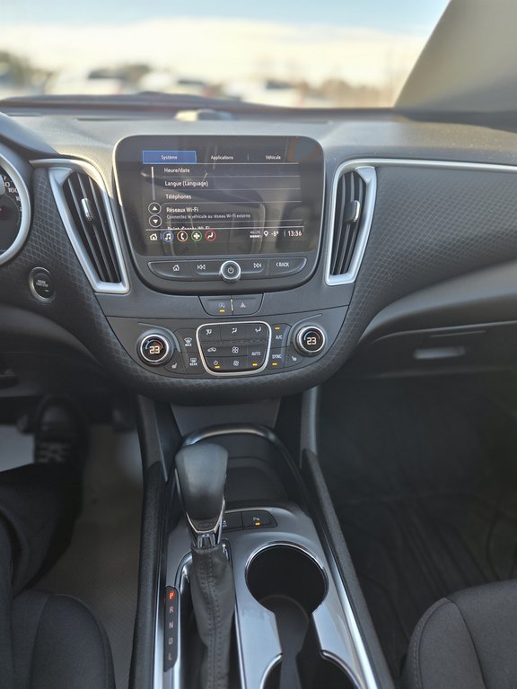 2024 Chevrolet Malibu 1LT in Cowansville, Quebec - 15 - w1024h768px