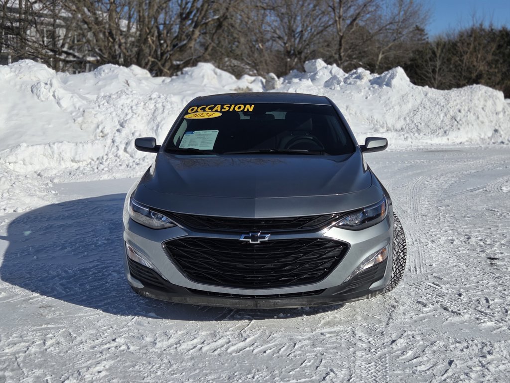 2024 Chevrolet Malibu 1LT in Cowansville, Quebec - 8 - w1024h768px