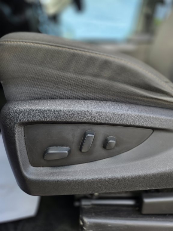 2019 Chevrolet Silverado 1500 LD LT in Cowansville, Quebec - 22 - w1024h768px