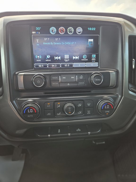 2019 Chevrolet Silverado 1500 LD LT in Cowansville, Quebec - 29 - w1024h768px