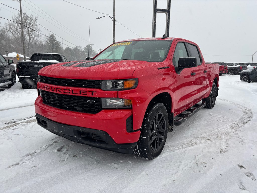 Chevrolet Silverado 1500 LTD Custom 2022 à Cowansville, Québec - 1 - w1024h768px