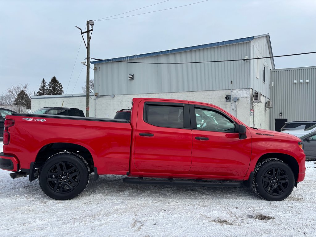 Chevrolet Silverado 1500 Custom 2022 à Cowansville, Québec - 6 - w1024h768px