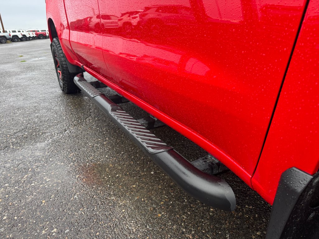 Chevrolet Silverado 1500 Custom Trail Boss 2024 à Cowansville, Québec - 12 - w1024h768px