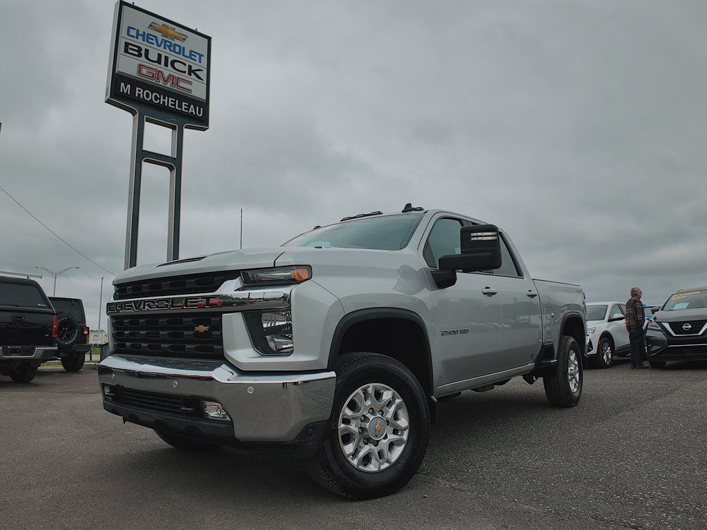Chevrolet Silverado 2500HD LT 2023 à Cowansville, Québec - 1 - w1024h768px