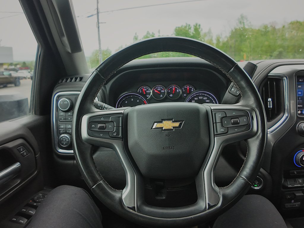 Chevrolet Silverado 2500HD LT 2023 à Cowansville, Québec - 14 - w1024h768px