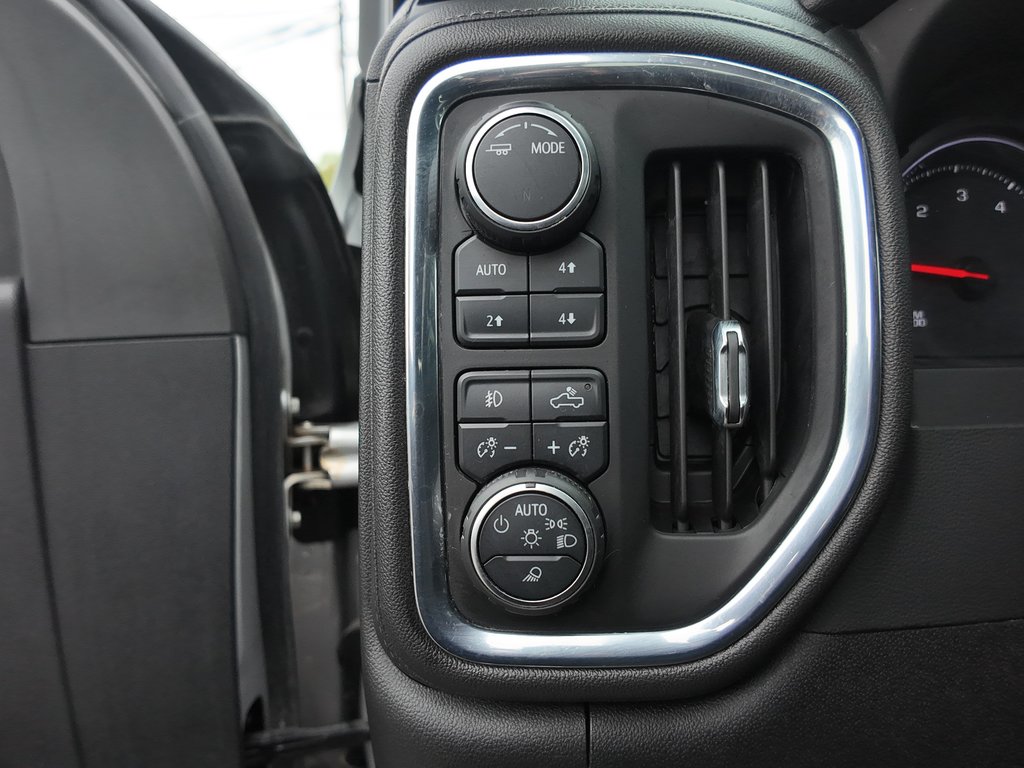 Chevrolet Silverado 2500HD LT 2023 à Cowansville, Québec - 11 - w1024h768px