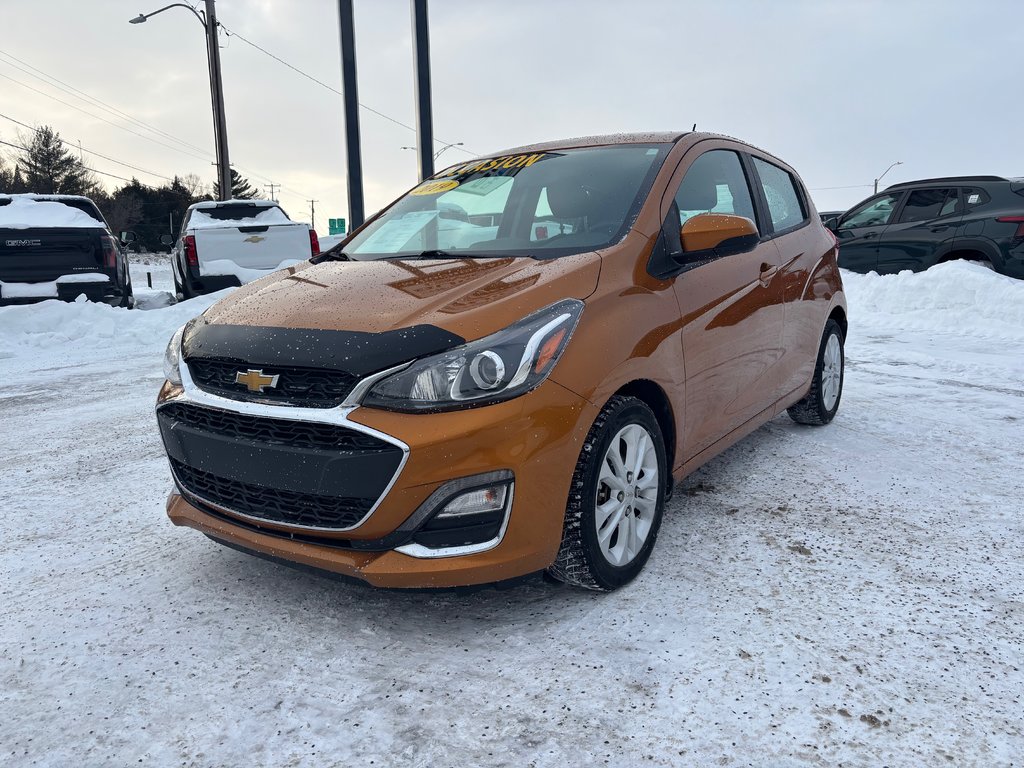 Chevrolet Spark LT 2019 à Cowansville, Québec - 1 - w1024h768px