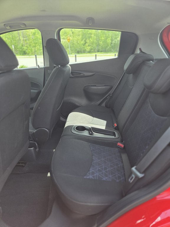 2019 Chevrolet Spark LT in Cowansville, Quebec - 12 - w1024h768px
