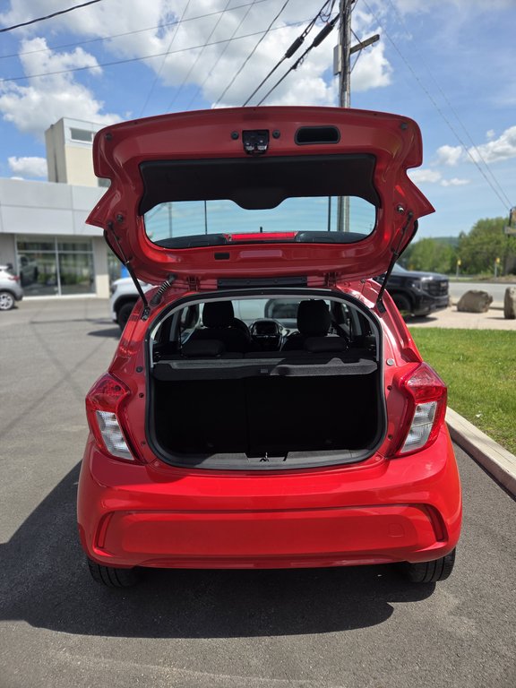 2019 Chevrolet Spark LT in Cowansville, Quebec - 9 - w1024h768px
