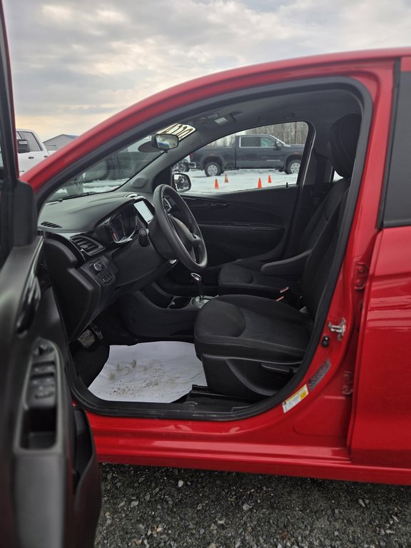 Chevrolet Spark LT 2020 à Cowansville, Québec - 10 - w1024h768px