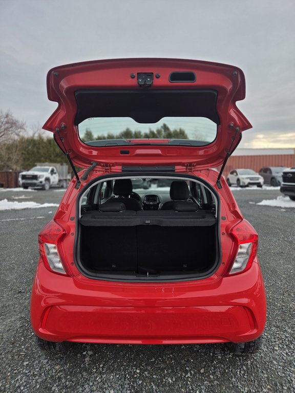 Chevrolet Spark LT 2020 à Cowansville, Québec - 8 - w1024h768px