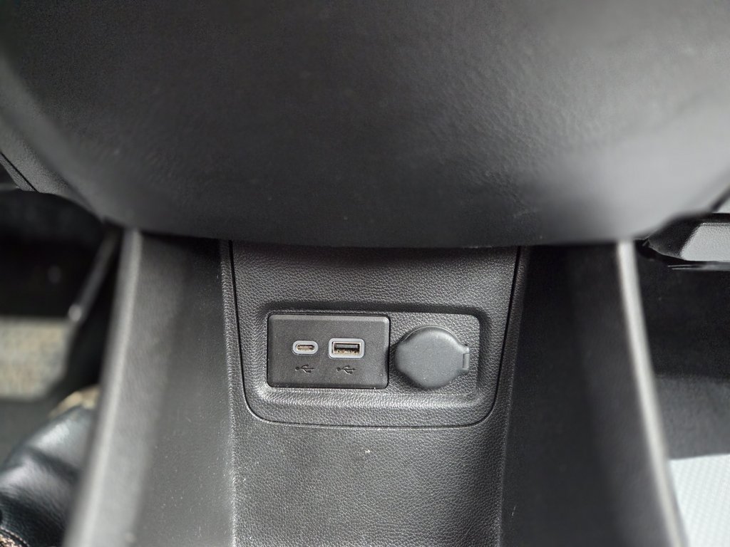 Chevrolet Spark LT 2020 à Cowansville, Québec - 21 - w1024h768px