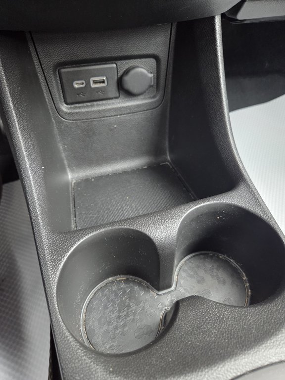 Chevrolet Spark LT 2020 à Cowansville, Québec - 23 - w1024h768px